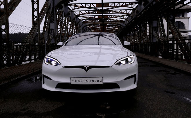 Tesla Model S Plaid