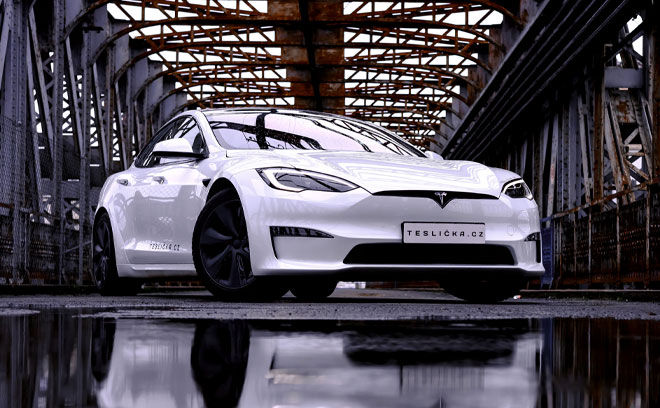 Tesla Model S Plaid